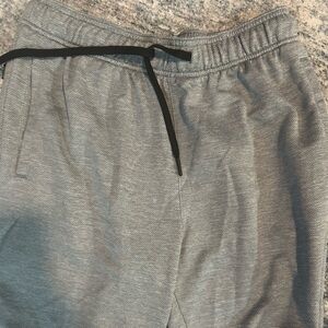 Xersion Light Gray Athletic Shorts bundle